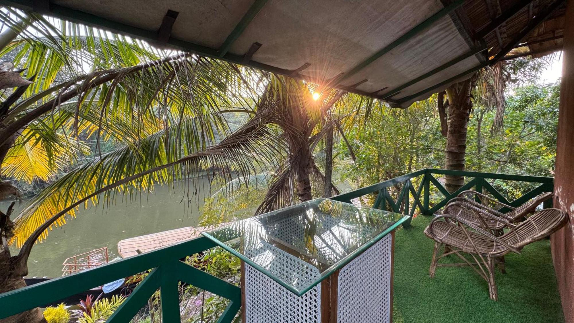 Garggi Kumarakom Village Homestay Buitenkant foto