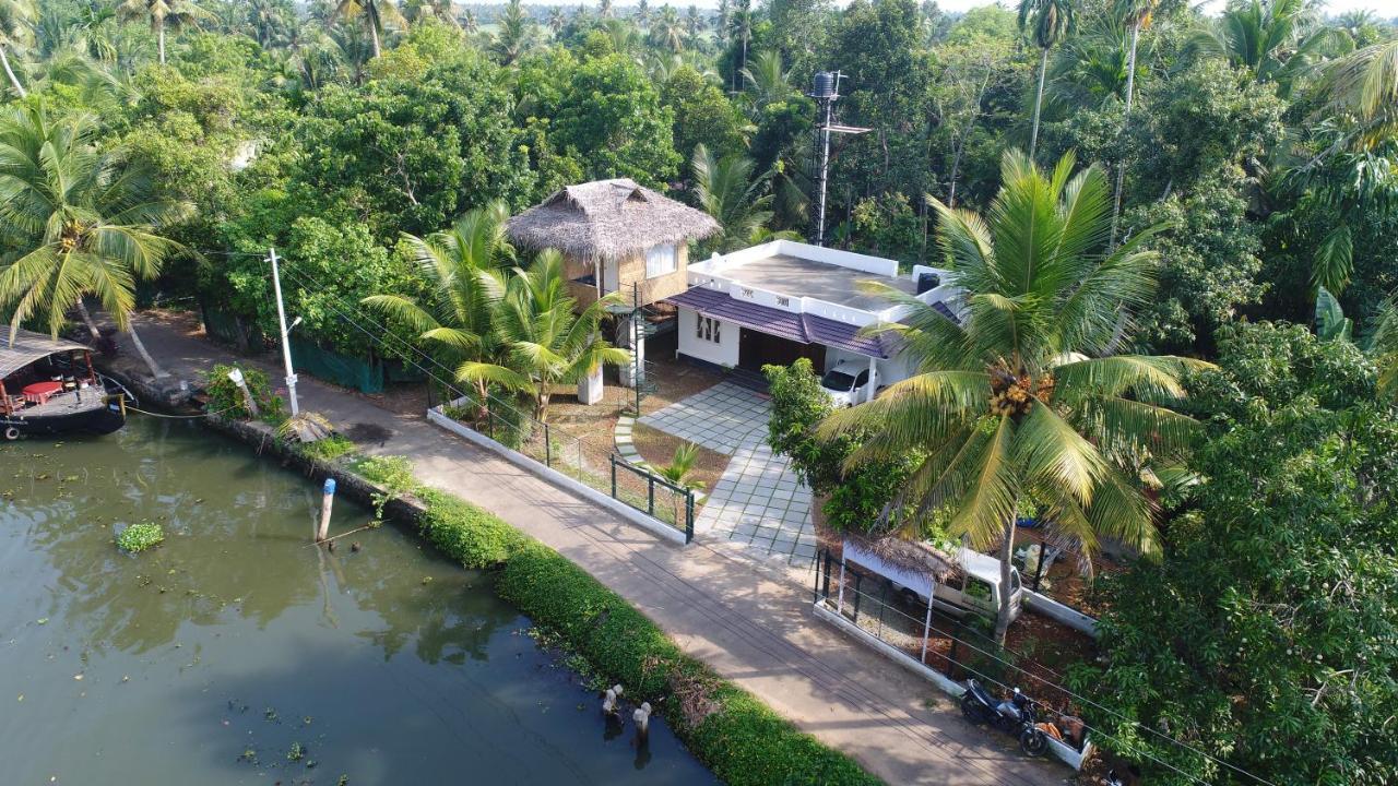 Garggi Kumarakom Village Homestay Buitenkant foto